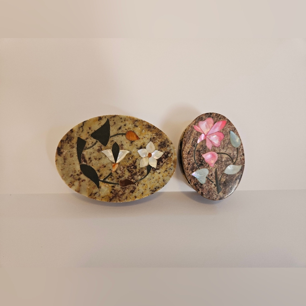 Set Of 2 Hand Carved India Soap Stone Trinket Box Mother Of Pearl Floral.